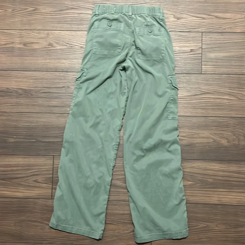 American Eagle Mid-Rise Baggy Wide Leg Women’s Cargo Pant - Picture 3 of 8